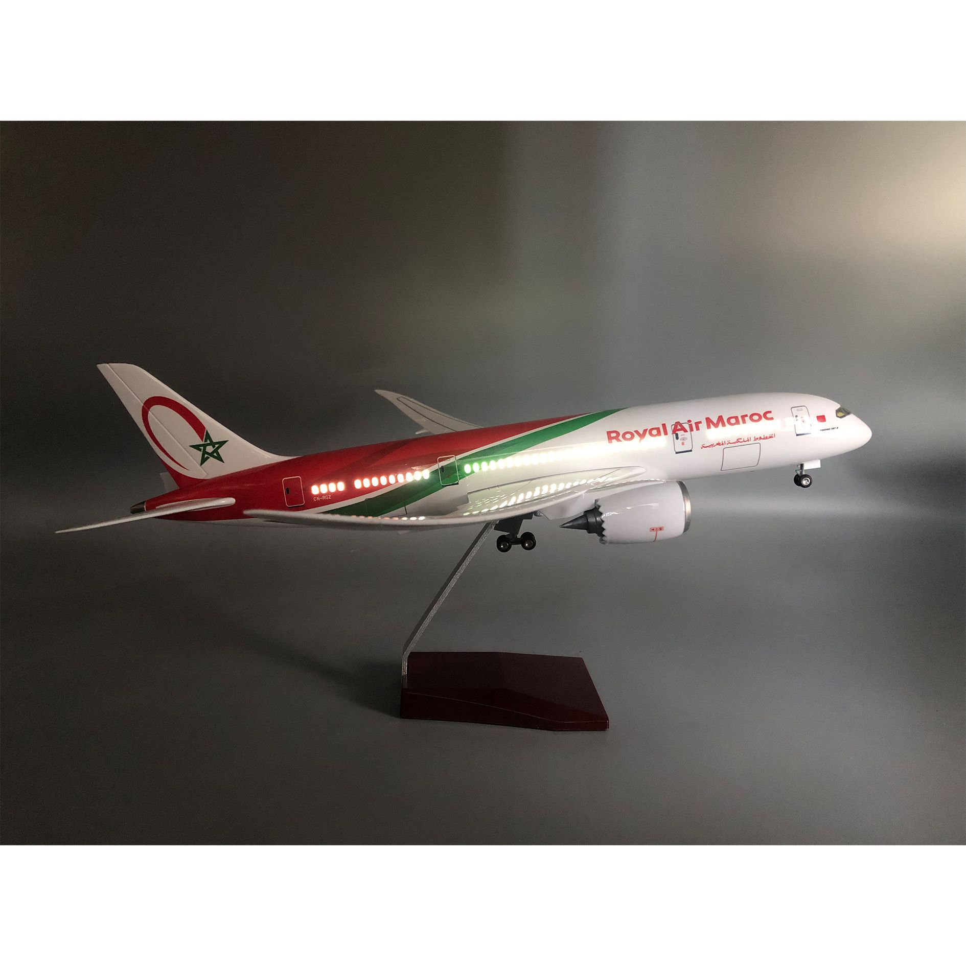 1/130 Scale Royal Air Maroc 78 - Home Office Building 评论和价格