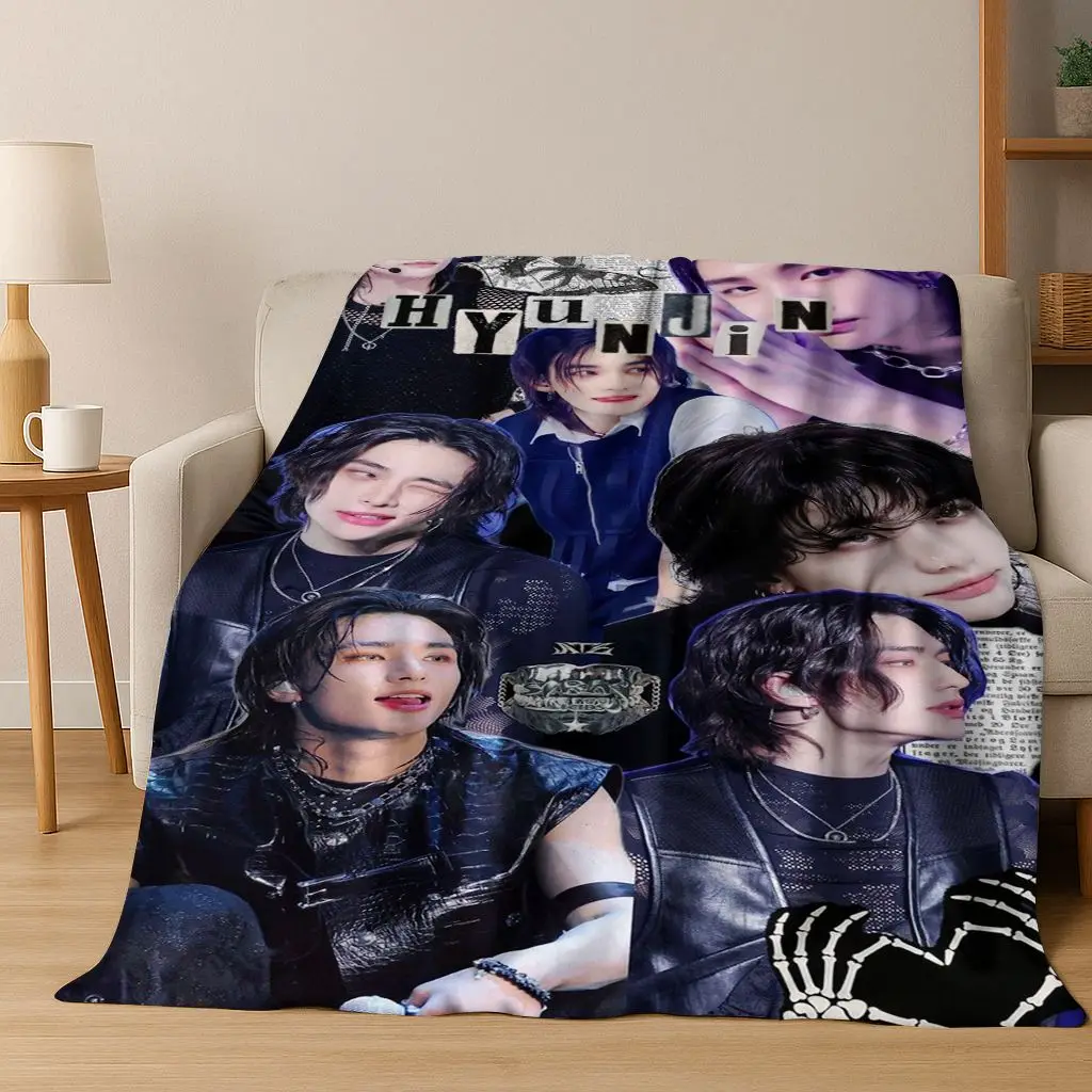 D Hyunjin Solo KPOP Flannel Th - Home Office Cozy 评论和价格